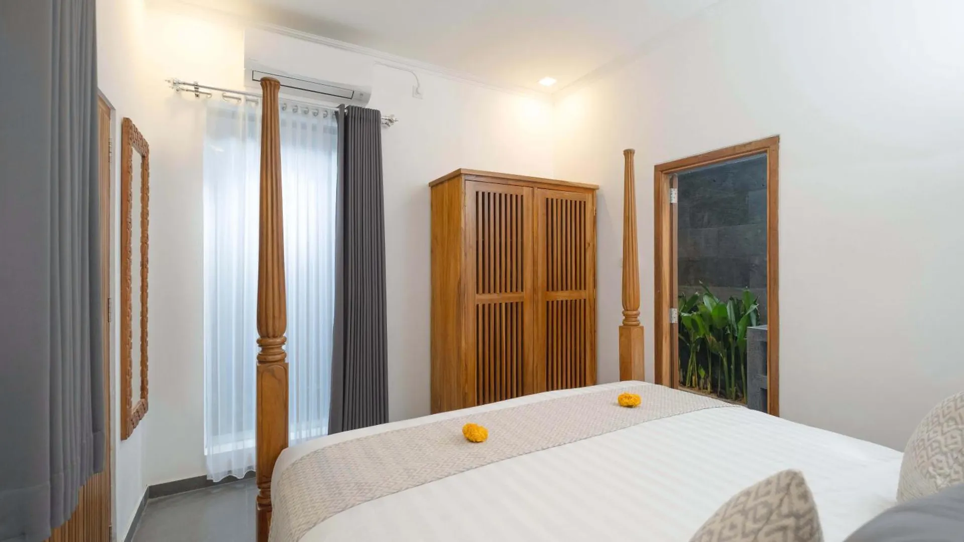 Villa Alami By Villa Finder Seminyak   Seminyak (Bali)